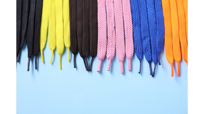 Caring for Shoelaces: Extending Their Lifespan and Replacing Them at the Right Time